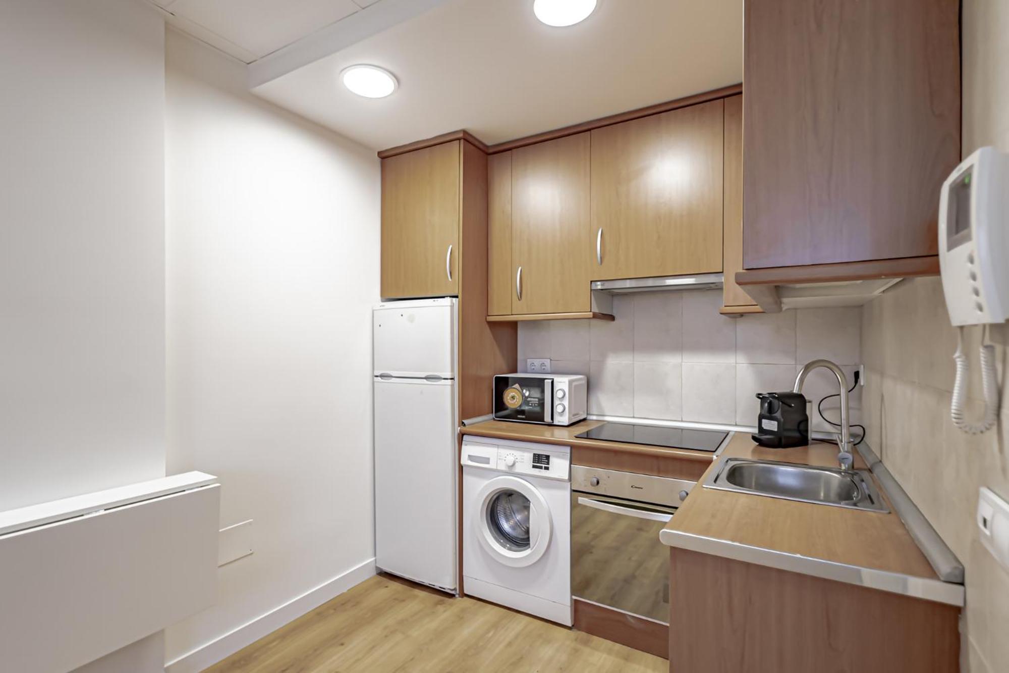 Apartamentos Noviembre Madrid Luaran gambar