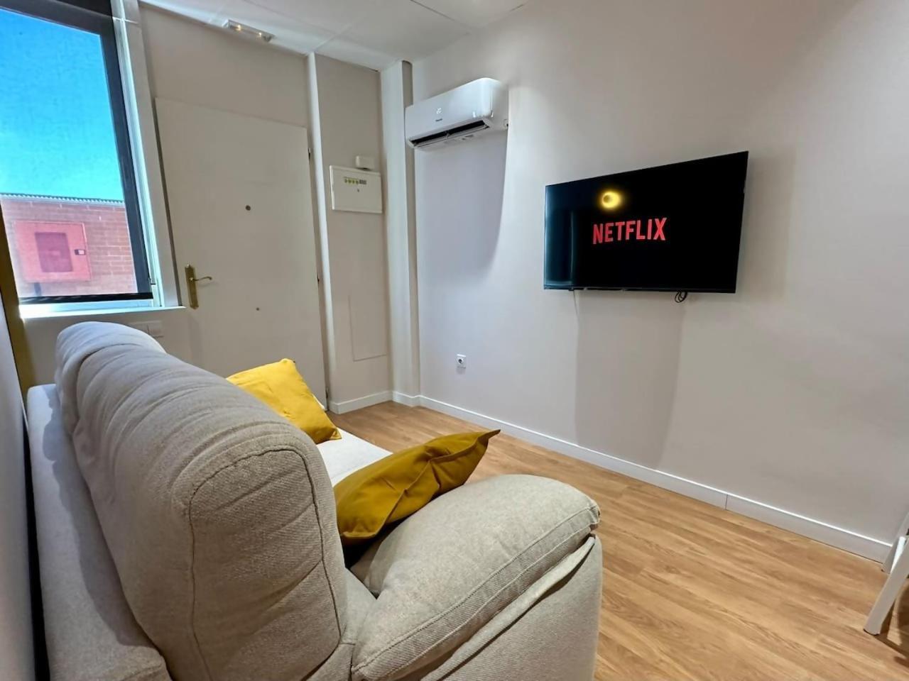 Apartamentos Noviembre Madrid Luaran gambar