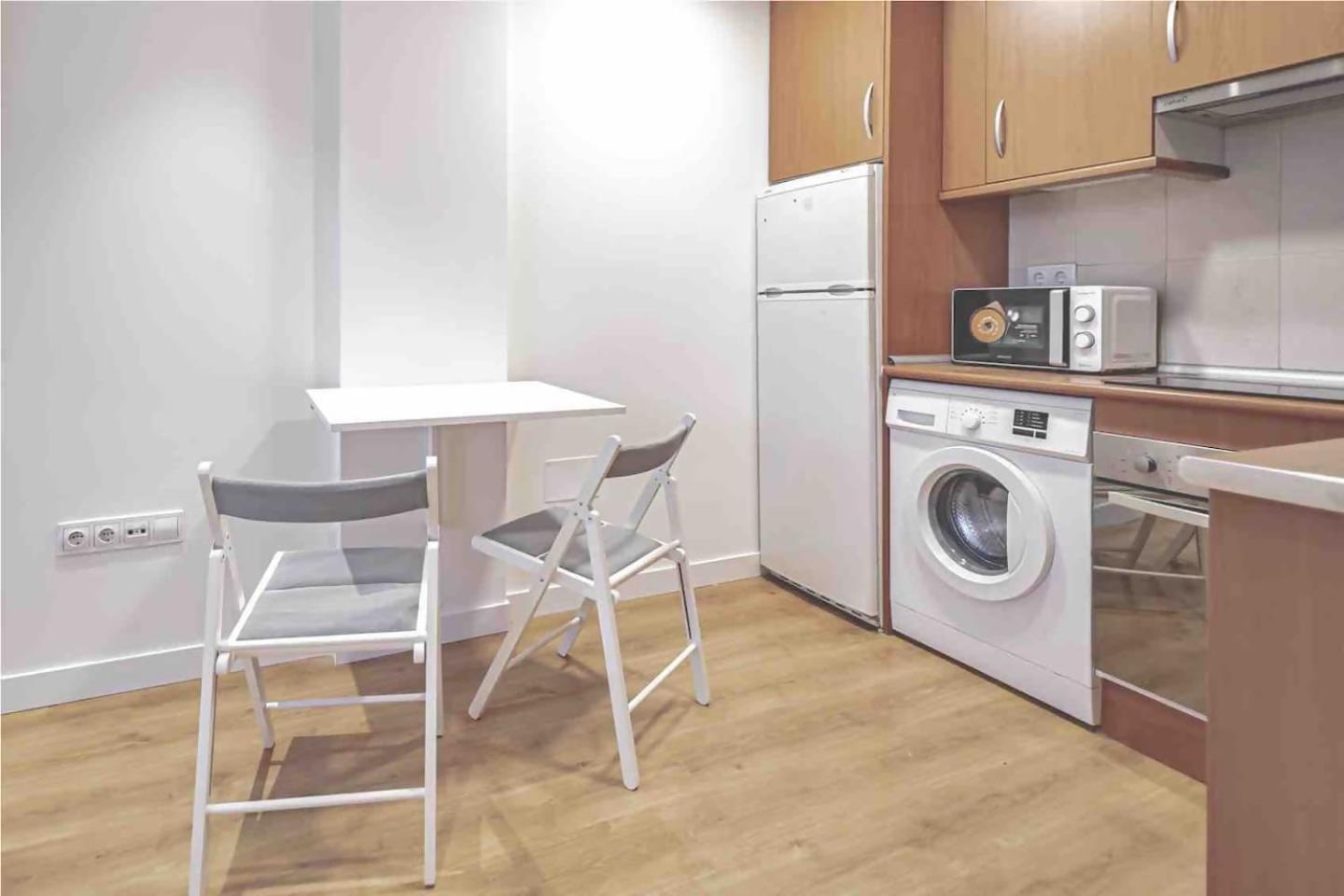 Apartamentos Noviembre Madrid Luaran gambar