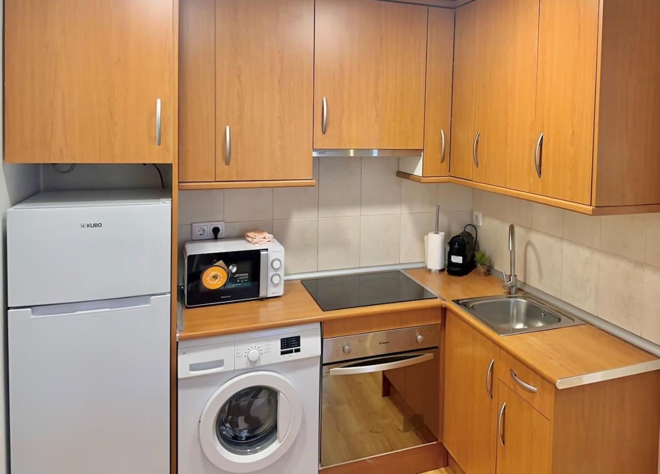 Apartamentos Noviembre Madrid Luaran gambar